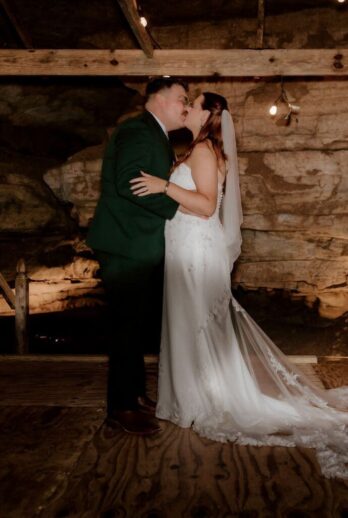Bride and Groom kissing in Marengo Cave wedding